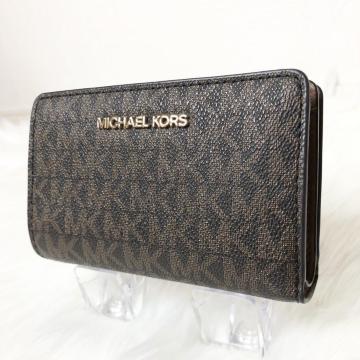 yɔiz}CPR[X ܂z Lt@Xi[  MKVOl`[