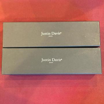 ��JUSTIN DAVIS���P�[�X5�_�Z�b�g������������