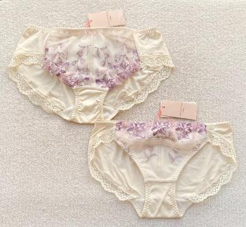 Triumph AMOSTYLE qbvnOV[c MTCY ItzCg  2Zbg