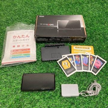 箱付き 3DS 本体 付属品あり ブラック 中古