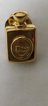 y^iz@Christian Dior su[`