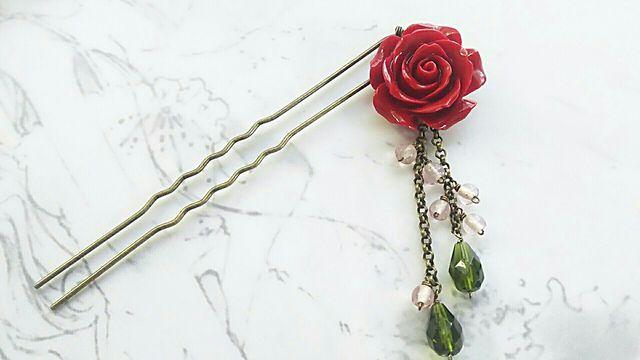 *薔薇のかんざし*赤緑 18028 < 女性ファッション *薔薇のかんざし*赤緑 18028 < 女性ファッションの