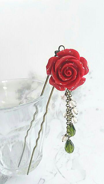 *薔薇のかんざし*赤緑 18028 < 女性ファッション *薔薇のかんざし*赤緑 18028 < 女性ファッションの