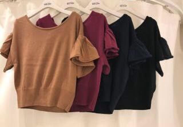 前田希美●定価4,212円【新品】NICE CLAUPナイスクリップ●バックリボンフレアスリーブニット●ボルドー赤ワインレッド < ブランド  前田希美●定価4,212円【新品】NICE CLAUPナイスクリップ●バックリボンフレアスリーブニット●ボルドー赤ワインレッド < ブランドの