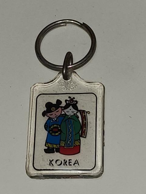 送料無料/韓国ソウル土産ロゴ入りキーホルダー < 男性ファッション  送料無料/韓国ソウル土産ロゴ入りキーホルダー  < 男性ファッションの