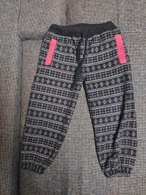 処分品☆キッズ裏起毛パンツ☆サイズ120 < キッズ/ベビー 処分品☆キッズ裏起毛パンツ☆サイズ120 < キッズ/ベビーの