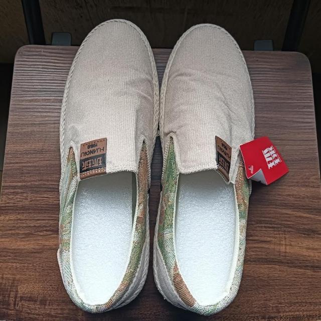 新品 27cm メンズ スリッポン ベージュ シューズ 靴 カジュアル < 男性ファッション  新品 27cm メンズ スリッポン ベージュ シューズ 靴 カジュアル < 男性ファッションの