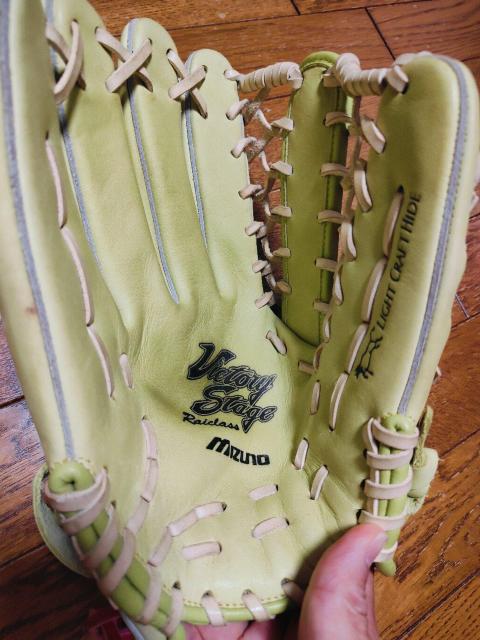 MIZUNO ミズノ Victory Stage ビクトリーステージ グローブ 外野用 左投げ < レジャー/スポーツ  MIZUNO ミズノ Victory Stage ビクトリーステージ グローブ 外野用 左投げ < レジャー/スポーツの
