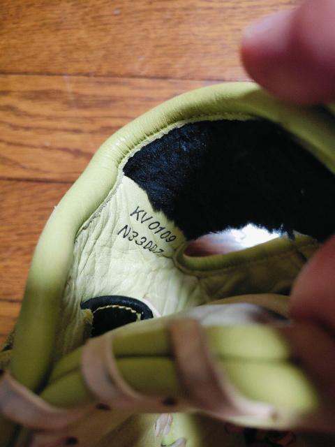 MIZUNO ミズノ Victory Stage ビクトリーステージ グローブ 外野用 左投げ < レジャー/スポーツ  MIZUNO ミズノ Victory Stage ビクトリーステージ グローブ 外野用 左投げ < レジャー/スポーツの