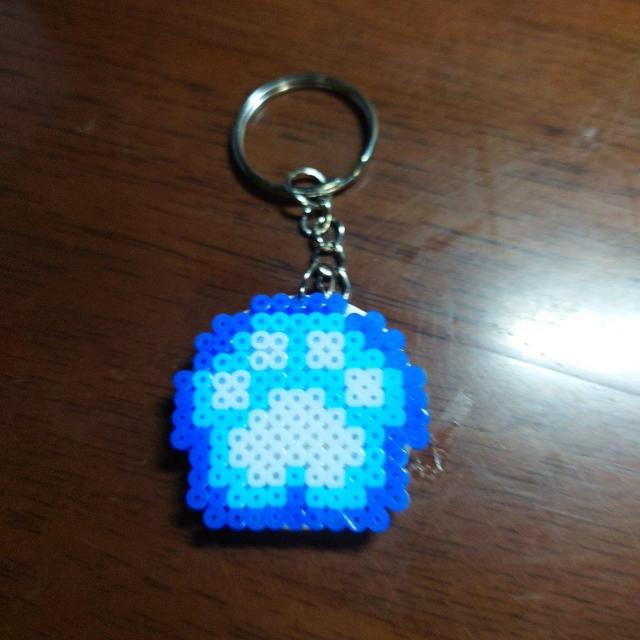 ハンドメイド☆アイロンビーズ肉球キーホルダー☆ < ペット/手芸/園芸 ハンドメイド☆アイロンビーズ肉球キーホルダー☆ < ペット/手芸/園芸の