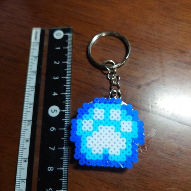 ハンドメイド☆アイロンビーズ肉球キーホルダー☆ < ペット/手芸/園芸 ハンドメイド☆アイロンビーズ肉球キーホルダー☆ < ペット/手芸/園芸の