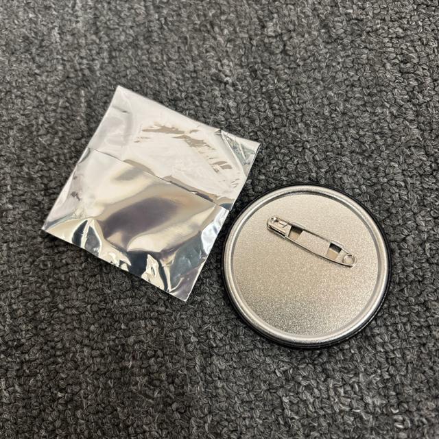 即決 新品 SKZOO ホログラム缶バッジ SKZ×STAY ジニレット < タレントグッズ 即決 新品 SKZOO ホログラム缶バッジ SKZ×STAY ジニレット < タレントグッズの