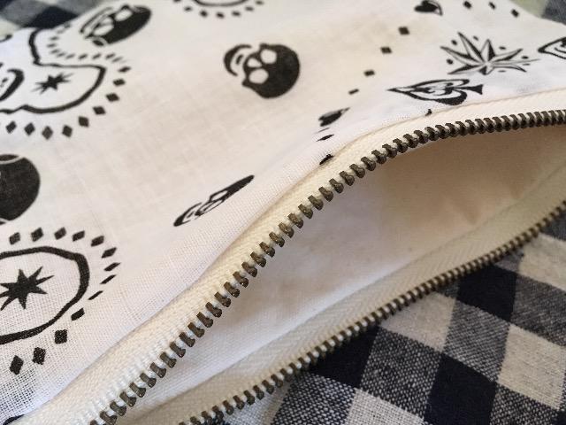 ハンドメイド白スカルバンダナ柄ポーチコスメサニタリー < 女性ファッション ハンドメイド白スカルバンダナ柄ポーチコスメサニタリー < 女性ファッションの