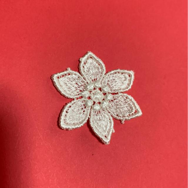 レースの花びら ハンドメイドに < 女性ファッション  レースの花びら ハンドメイドに  < 女性ファッションの