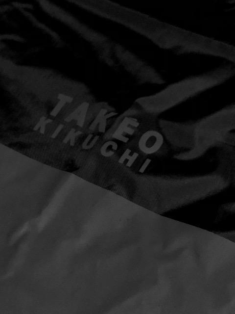 新品〈TAKEO KIKUCHI〉タケオ キクチ 巾着(ブラック×グレー)希少ノベルティ < ブランド  新品〈TAKEO KIKUCHI〉タケオ キクチ 巾着(ブラック×グレー)希少ノベルティ < ブランドの