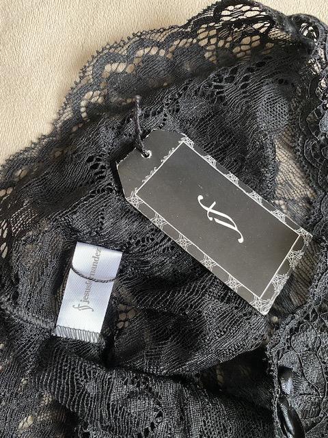 ���V�i�W�[�U�X�t�F���i���f�X���[�X�V���[�c��jesus fernandez �A���[���`���C���|�[�g��