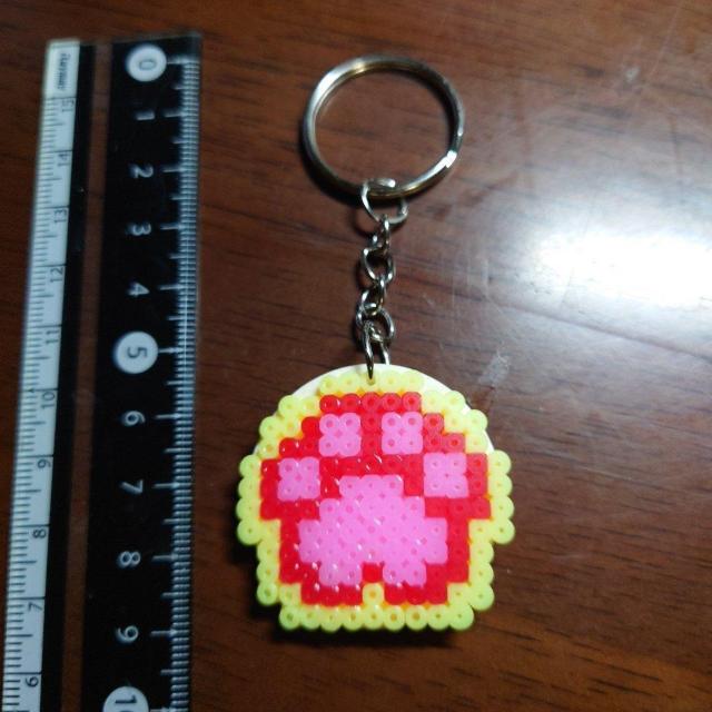 ハンドメイド☆アイロンビーズ肉球キーホルダー☆ < ペット/手芸/園芸 ハンドメイド☆アイロンビーズ肉球キーホルダー☆ < ペット/手芸/園芸の