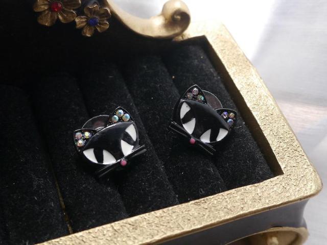 新品 ゴスロリ姫系 黒猫ネコねこちゃんピアス < 女性アクセサリー/時計  新品 ゴスロリ姫系 黒猫ネコねこちゃんピアス < 女性アクセサリー/時計の