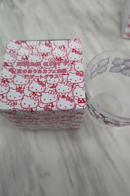 イトーヨーカドー専門店街×HELLO KITTY デザートグラス < インテリア/ライフ  イトーヨーカドー専門店街×HELLO KITTY デザートグラス < インテリア/ライフの