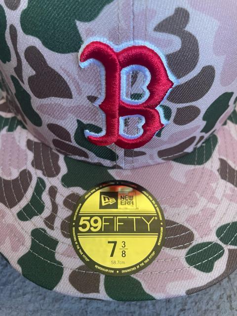 NEW ERA ニューエラ ボストンレッドソックス ダックカモ 59FIFTY 2004 ワールドシリーズパッチ 58.7cm新品 < ブランド  NEW ERA ニューエラ ボストンレッドソックス ダックカモ 59FIFTY 2004 ワールドシリーズパッチ 58.7cm新品 < ブランドの
