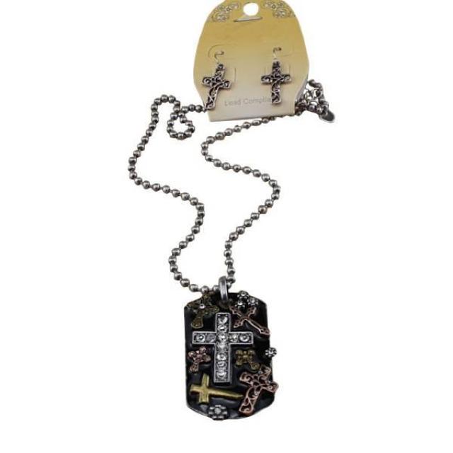 新品 Western Charm アンティーク調ゴシック十字架モチーフネックレス.ピアス セット (ピアス難あり) < 女性アクセサリー/時計 新品 Western Charm アンティーク調ゴシック十字架モチーフネックレス.ピアス セット (ピアス難あり) < 女性アクセサリー/時計の