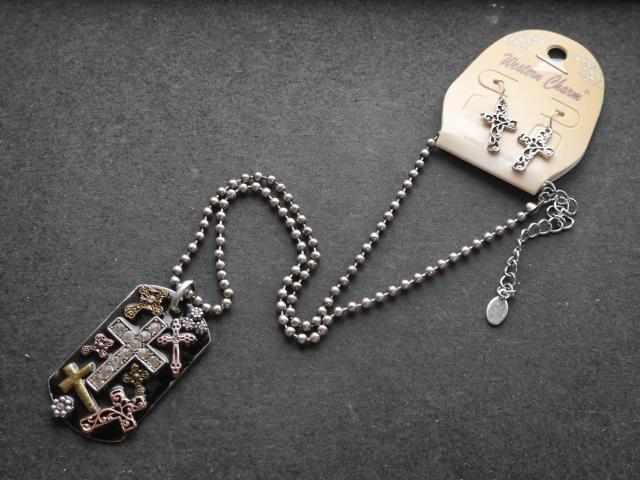 新品 Western Charm アンティーク調ゴシック十字架モチーフネックレス.ピアス セット (ピアス難あり) < 女性アクセサリー/時計 新品 Western Charm アンティーク調ゴシック十字架モチーフネックレス.ピアス セット (ピアス難あり) < 女性アクセサリー/時計の