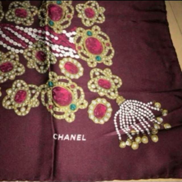 シャネル シルクスカーフ ジュエリー タッセル柄 ボルドー #CHANEL < ブランド シャネル シルクスカーフ ジュエリー タッセル柄 ボルドー #CHANEL < ブランドの