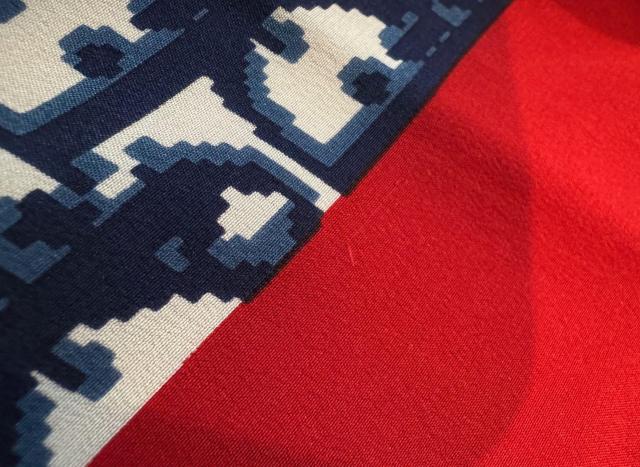 Christian Dior �f�B�I�[�� �g���b�^�[ �V���N �X�J�[�t �l�C�r�[�~���b�h��USED���y���������z �� �u�����h�� 