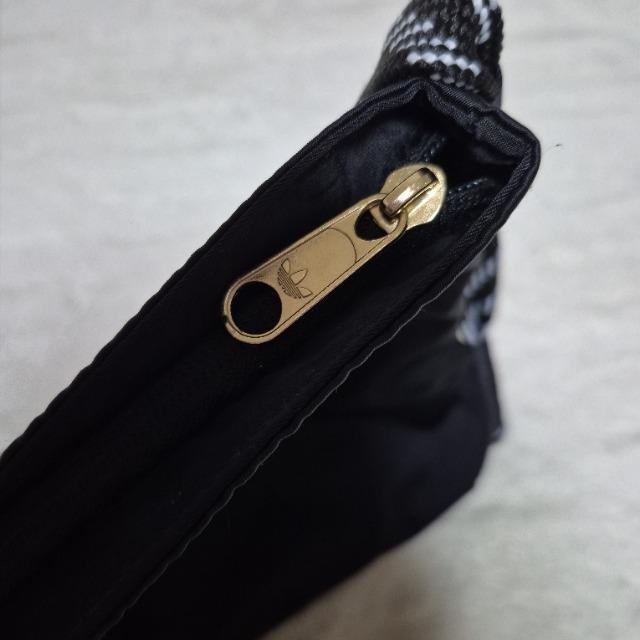 adidas �X���[���A�C�e���o�b�O �� �u�����h�� 