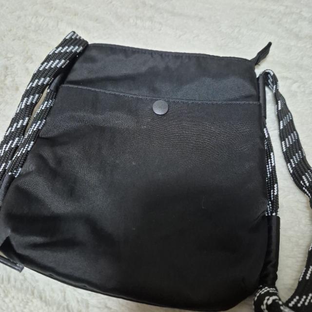 adidas �X���[���A�C�e���o�b�O �� �u�����h�� 