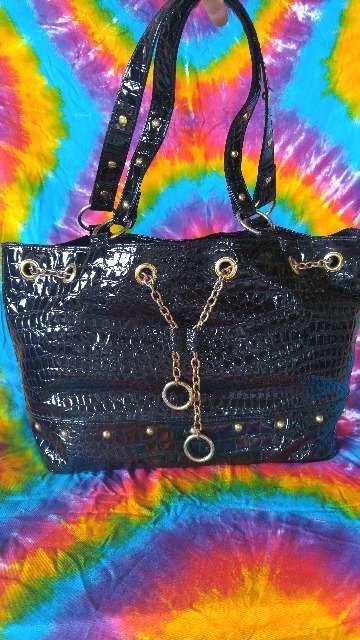 Cool!エナメルクロコ型押し&ゴールドチェーントートバッグ < 女性ファッション Cool!エナメルクロコ型押し&ゴールドチェーントートバッグ < 女性ファッションの