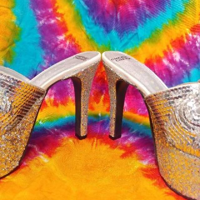 超キラキラッ♪バックル&スパンコール□グリッター厚底サンダル < 女性ファッション  超キラキラッ♪バックル&スパンコール□グリッター厚底サンダル < 女性ファッションの