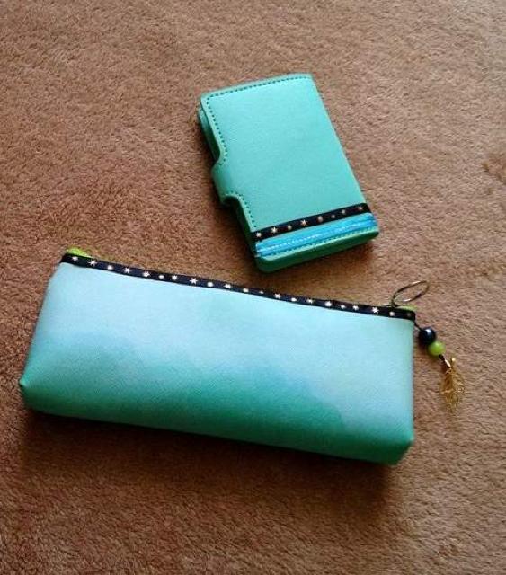 ハンドメイド◆フェザー◆取り外せるカバー メモ帳 ペンケース < インテリア/ライフ  ハンドメイド◆フェザー◆取り外せるカバー メモ帳 ペンケース < インテリア/ライフの