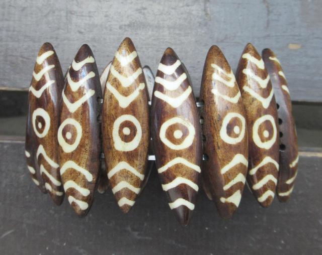 バッファローボーンブレスレット*17 アジアン < 女性アクセサリー/時計 バッファローボーンブレスレット*17 アジアン < 女性アクセサリー/時計の