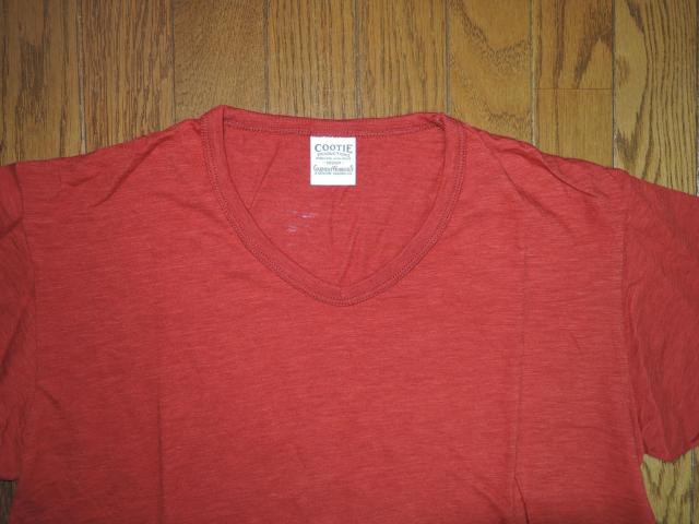 COOTIE クーティー カットソー M 赤 無地 Tシャツ < ブランド  COOTIE クーティー カットソー M 赤 無地 Tシャツ < ブランドの