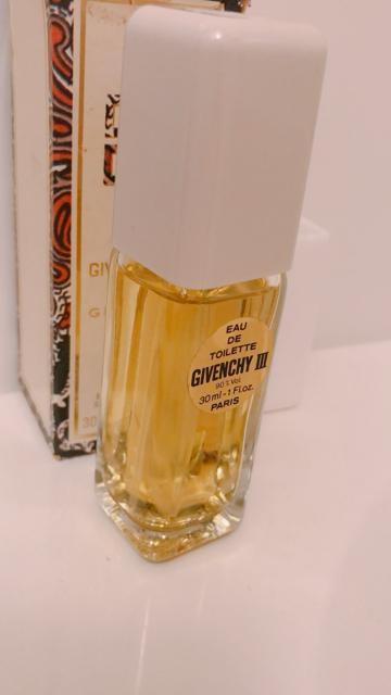 GIVENCHY ジバンシー ジバンシィ GIVENCHY III ジバンシー トロワ EDT 廃盤香水 30ml < ブランド  GIVENCHY ジバンシー ジバンシィ GIVENCHY III ジバンシー トロワ EDT 廃盤香水 30ml < ブランドの