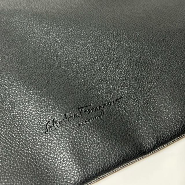美品 Salvatore Ferragamo フェラガモ ガンチーニ MAGNIFICA レザー ポーチ クラッチバッグ < ブランド 美品 Salvatore Ferragamo フェラガモ ガンチーニ MAGNIFICA レザー ポーチ クラッチバッグ < ブランドの