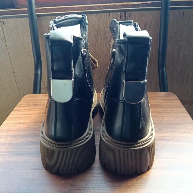 新品 22.5cm レディース ブーツ ブラック 厚底 シューズ サイドゴア < 女性ファッション 新品 22.5cm レディース ブーツ ブラック 厚底 シューズ サイドゴア < 女性ファッションの