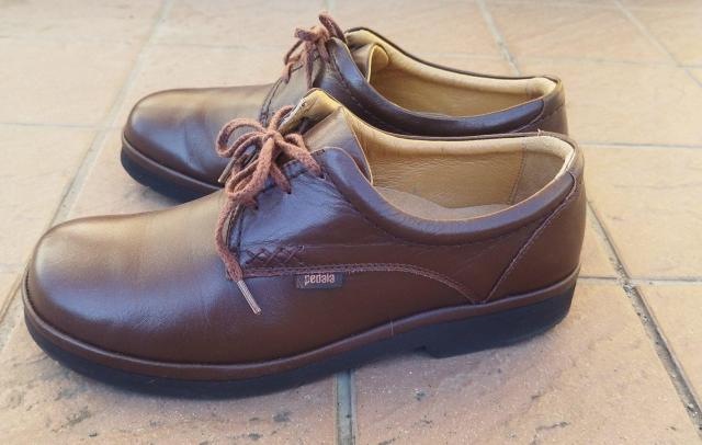 アシックス ペダラ レディース ウォーキングシューズ 23cm EE 茶レザー < 女性ファッション アシックス ペダラ レディース ウォーキングシューズ 23cm EE 茶レザー < 女性ファッションの