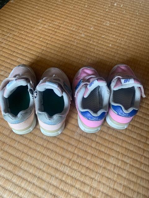 ニューバランススニーカー2足 < キッズ/ベビー ニューバランススニーカー2足 < キッズ/ベビーの