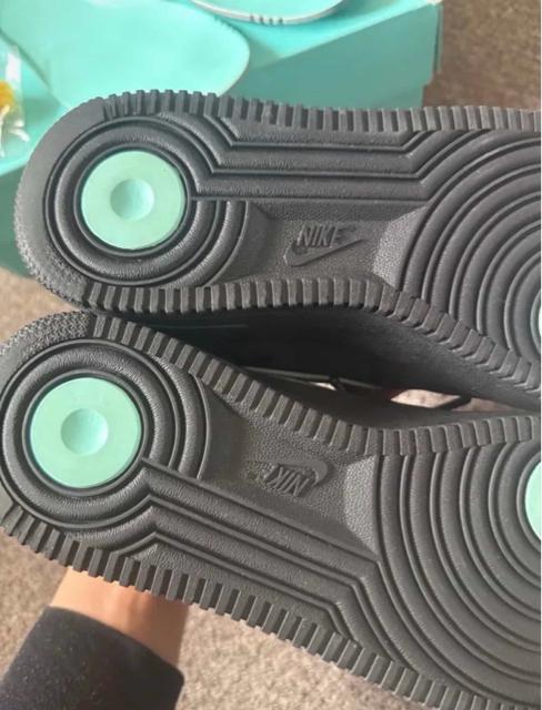 �e�B�t�@�j�[ �G�A�t�H�[�X �� �j���t�@�b�V������ 