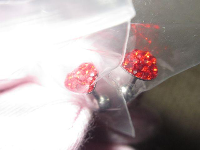 未使用☆ボディピアス*ハート型2点(赤)ストレートバーベル < 女性アクセサリー/時計  未使用☆ボディピアス*ハート型2点(赤)ストレートバーベル  < 女性アクセサリー/時計の