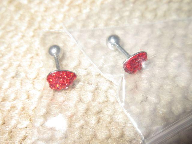 未使用☆ボディピアス*ハート型2点(赤)ストレートバーベル < 女性アクセサリー/時計  未使用☆ボディピアス*ハート型2点(赤)ストレートバーベル < 女性アクセサリー/時計の