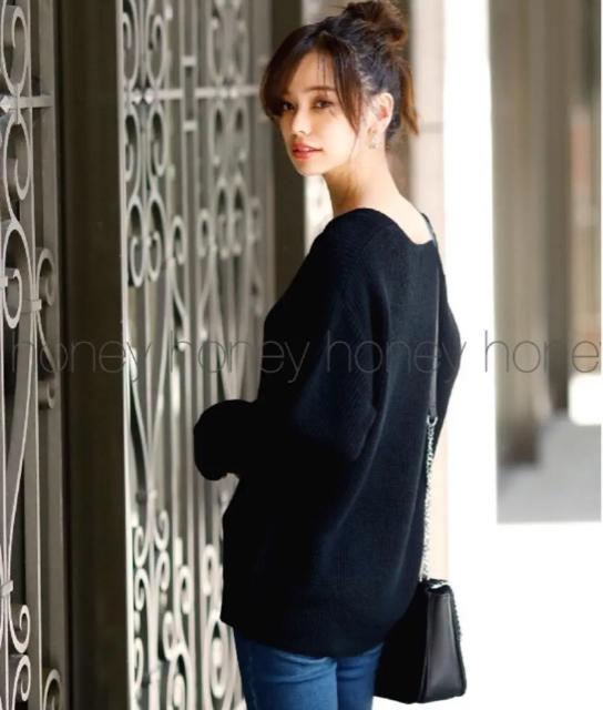 スッキリ小顔効果【新品未使用】Vネックリブニット●黒ブラック < 女性ファッション  スッキリ小顔効果【新品未使用】Vネックリブニット●黒ブラック < 女性ファッションの