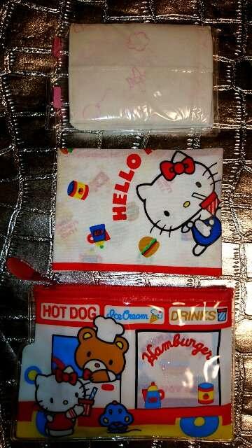 1976年 新品 キティ おしゃれセット ポーチ ハンカチ ティッシュ < おもちゃ 1976年 新品 キティ おしゃれセット ポーチ ハンカチ ティッシュ < おもちゃの