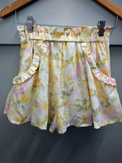 LIZ LISA☆水彩花柄キュロットパンツ < ブランド LIZ LISA☆水彩花柄キュロットパンツ < ブランドの