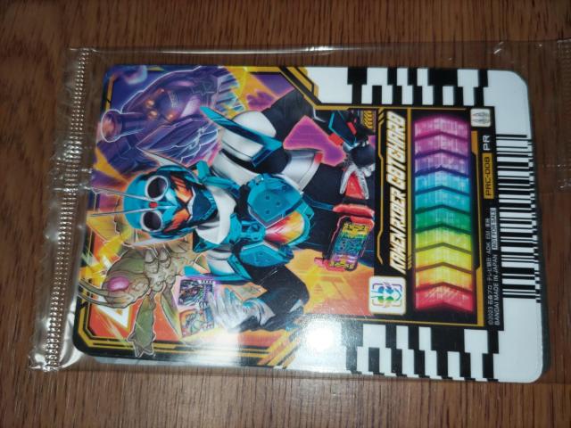 仮面ライダーガッチャード*ケミートレカ*配布パック@3枚入り < トレーディングカード  仮面ライダーガッチャード*ケミートレカ*配布パック@3枚入り  < トレーディングカードの