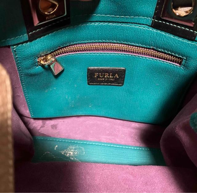 y100~X^[gzyFURLA / tz U[ / nhobO