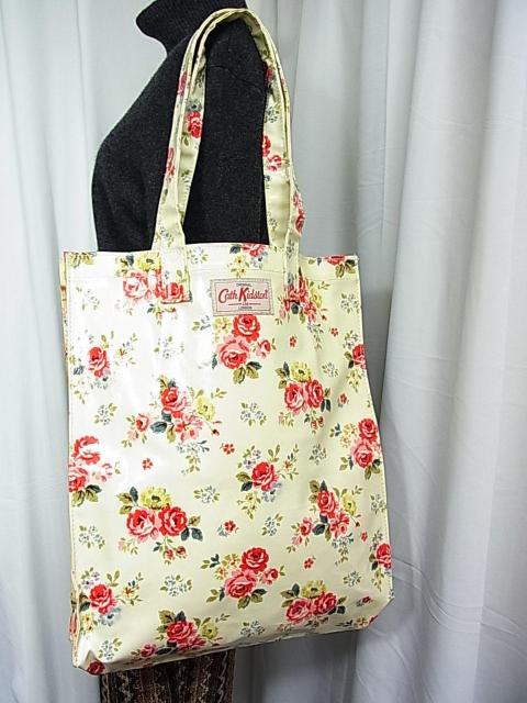 500円スタ★正規 キャスキッドソン 大容量 ショルダートートバッグ ビニールコーティング ローズ柄 < ブランド 500円スタ★正規 キャスキッドソン 大容量 ショルダートートバッグ ビニールコーティング ローズ柄 < ブランドの