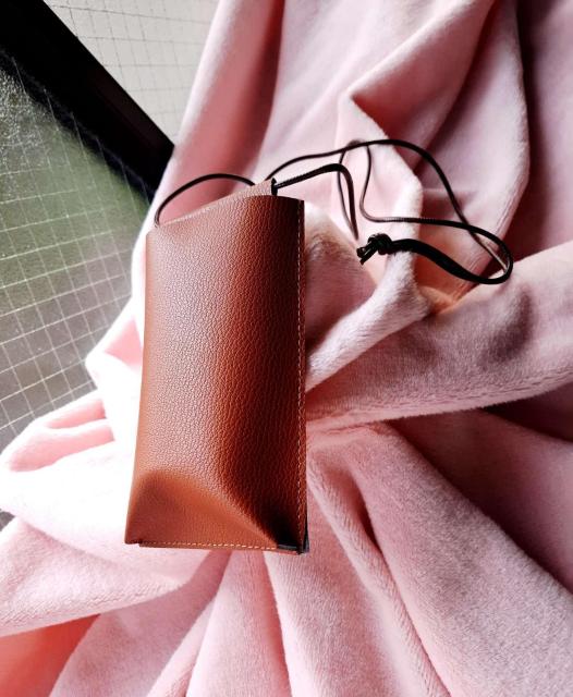 AI�o�i���j�����p�L�������t�F�C�N���U�[���X�}�z�l�b�N�|�[�`�~�J�[�h�|�P�b�g�t���V�����_�[�o�b�O���T�R�b�V��/��������/�|�V�F�b�g �� �Ɠd/AV�� 